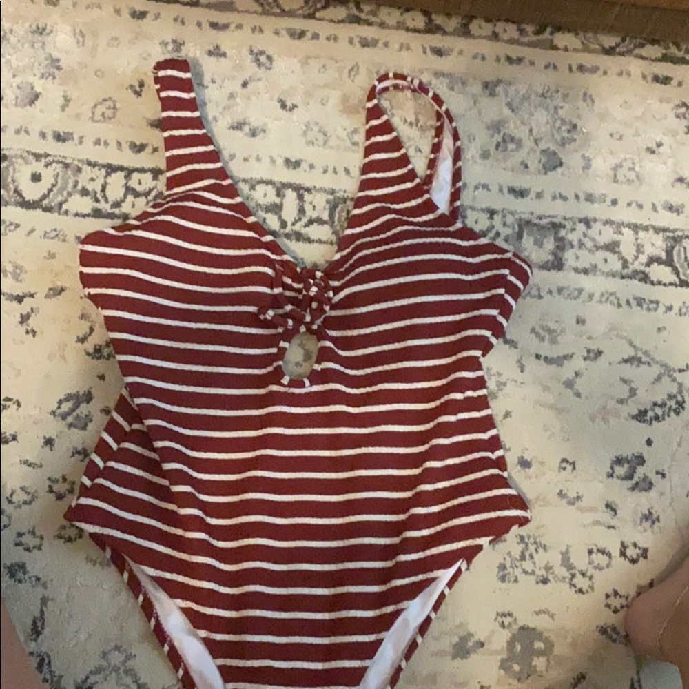 Bathing suit